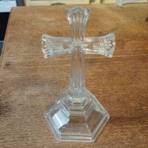 Deplomb Elegant Clear Glass Cross Ornament. 224GW4